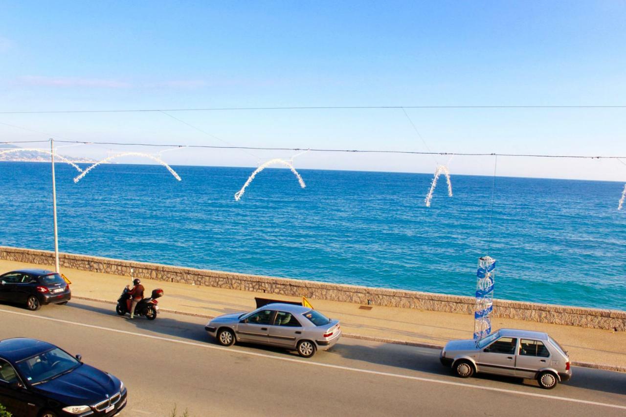 Sea View "Le Florentina" 멍똥 외부 사진